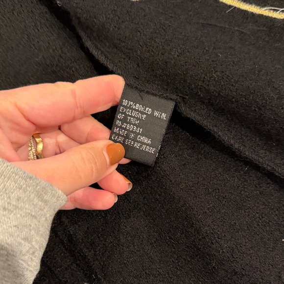 Vintage Lisa International Black Vest with Snowman Design - Picture 6 of 13